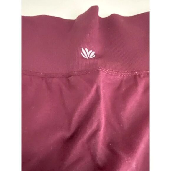 FOREVER 21 Leggings Women's Size S Yoga Pants Active Mesh Workout Maroon Check P - Picture 10 of 11